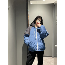 adidasリバーシブルアウター