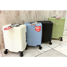 再入荷！50%off！拡張機能付き、ダイヤルロック、ストッパー付き❤︎キャリーケース,スーツケース［37L］¥12,100税込［51L］¥13,200税込