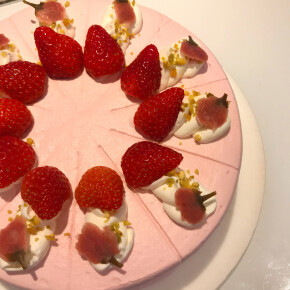 春のケーキ