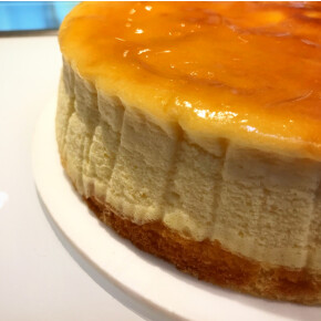 新しいチーズケーキのご紹介