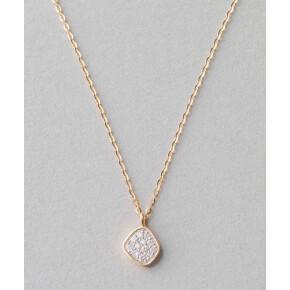 デイリー服を格上げしてくれるネックレス