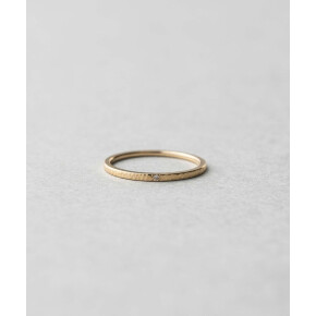 肌馴染みの良いやわらかな印象に