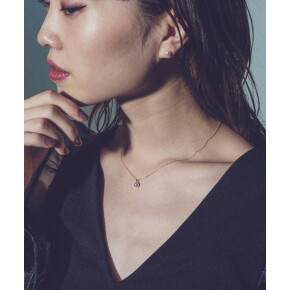 タイムレスにつけるネックレス　