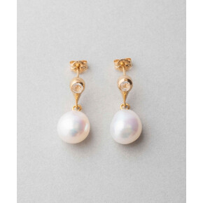 透明感と上品な輝きを耳元に