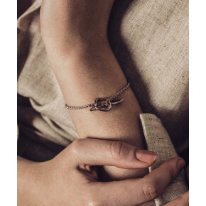 ロウブラウンゴールドカラー　でナチュラルさを