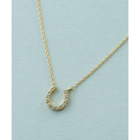 タイムレスに着けられるジュエリー