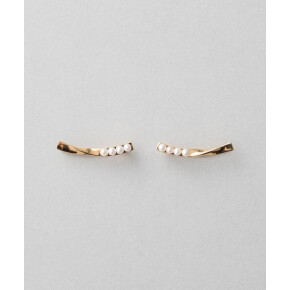 春のお祝いシーズンにもオススメ　イヤリング