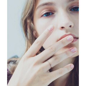 さりげない煌めきを