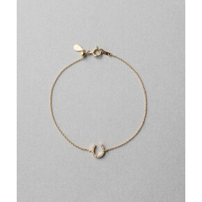  リュクスな素材使いで、タイムレスに着けられるジュエリー