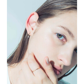 パールアイテムでこなれ感を