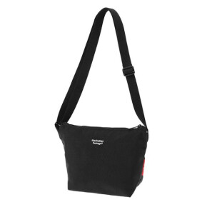【再入荷★Cobble Hill Nylon Messenger Bag】