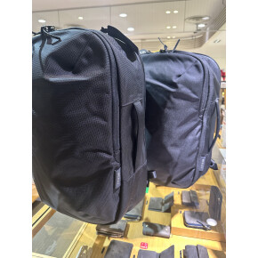 WEXLEY新作入荷中！