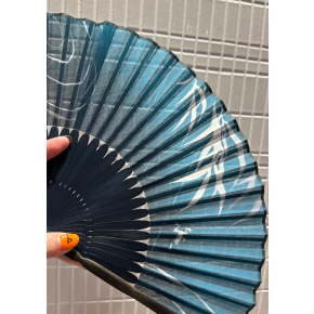 扇子入荷中！