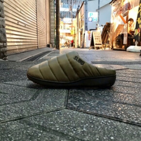 【SUBU】冬でも裸足で履けるサンダル