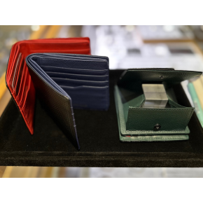 シャッテン2.0 新型入荷中！