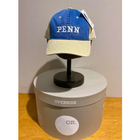 大学ロゴのキャップ🧢