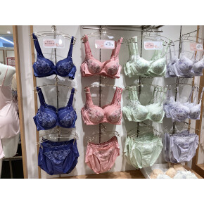 魔法のハリ感🌟新色入荷