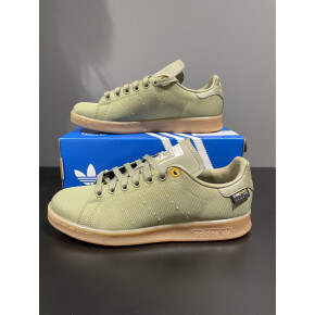 adidas！50年経っても魅力的！！