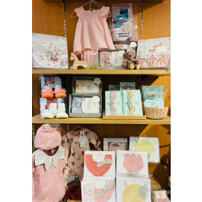 御出産の御祝い品のお取り扱い