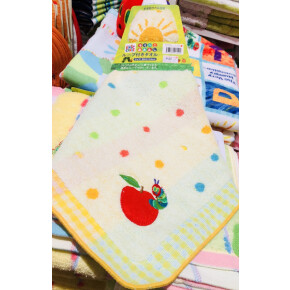 はらぺこあおむし新作入荷！