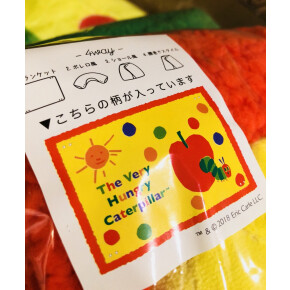 はらぺこあおむし ブランケット入荷！！