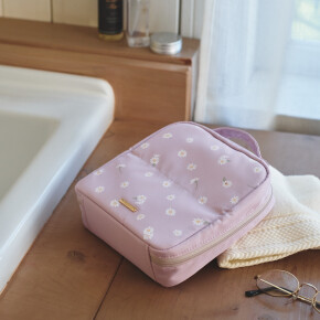 旅行に！そのままメイクポーチ