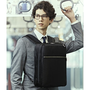 ビジネスバッグ１番人気に限定モデル登場