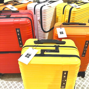 スーツケースを選ぶならハンズトラベルへ！