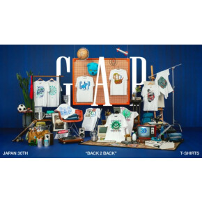 【Gap Japan 30周年記念 　“Back 2 Back T-shirts” 限定発売！】