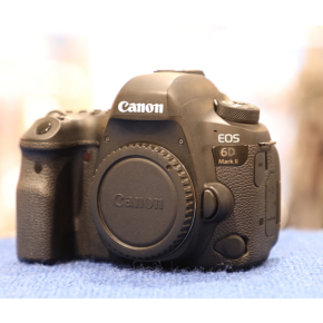 【入荷情報】Canon EOS 6D MarkⅡ