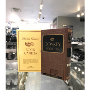 本なのにカメラ???! 不思議なフィルムカメラ入荷!!!