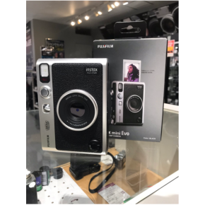【入荷情報】1台２役 大人気チェキ  FUJIFILM instax mini Evo
