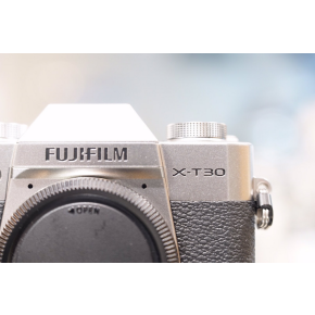 大人気FUJIFILMが入荷!!!!!