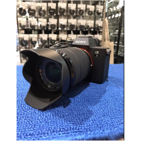 【入荷情報】 SONY α7IV