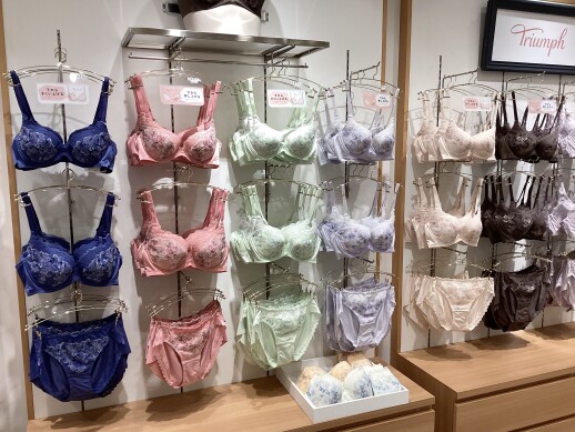 魔法のハリ感🌟新色入荷