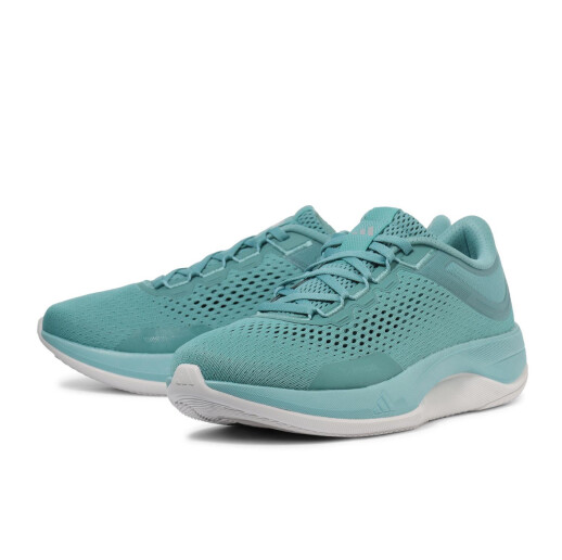 adidas ランニングシューズ
