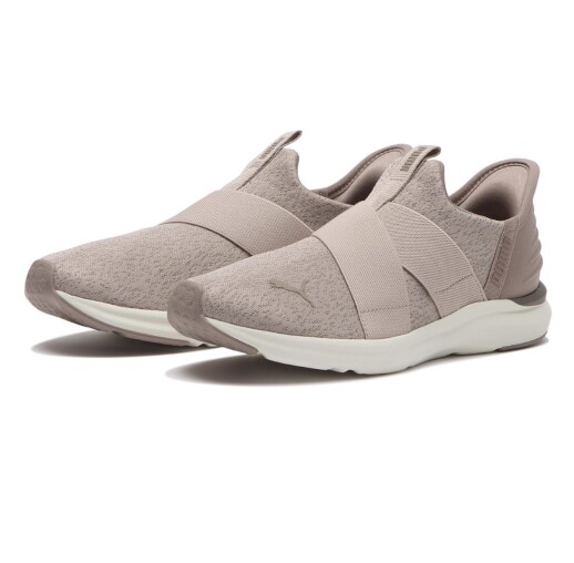 PUMA スッと履ける「EASE IN」