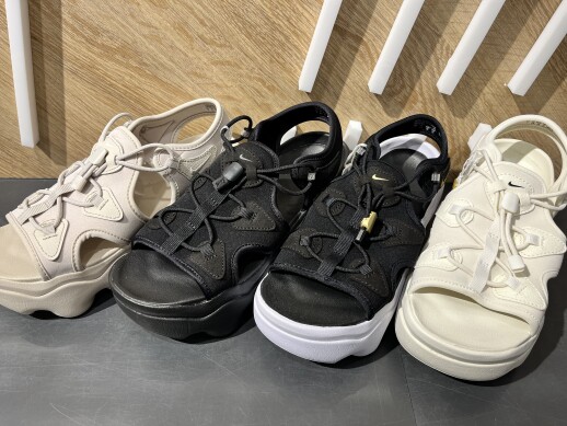 NIKE サンダル
