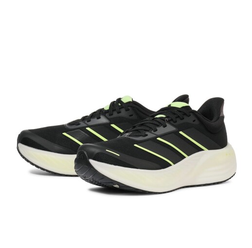 adidas ランニングシューズ