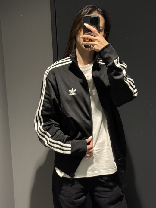 adidas 「SUPERSTAR」