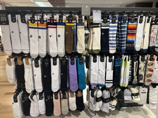 シューズかウエアと一緒でソックスがお買い得!!!