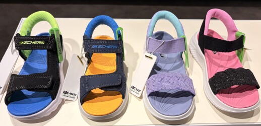 ハンズフリーシューズ特集