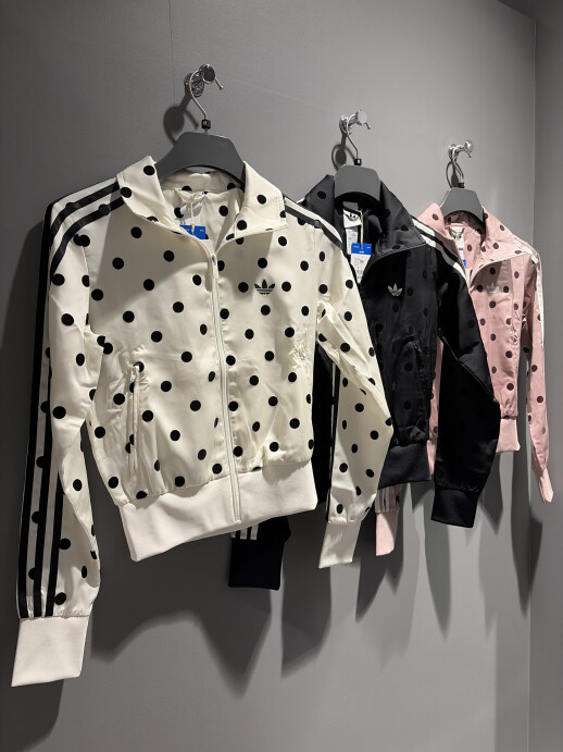 adidas ウエア