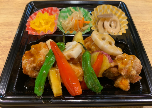 お惣菜のお持ち帰り出来ます🎶