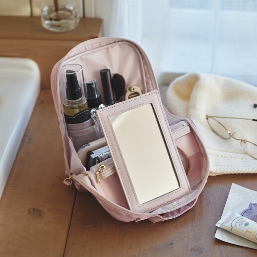 旅行に！そのままメイクポーチ