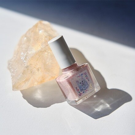 アフタヌーンティー限定の新色ネイルが登場