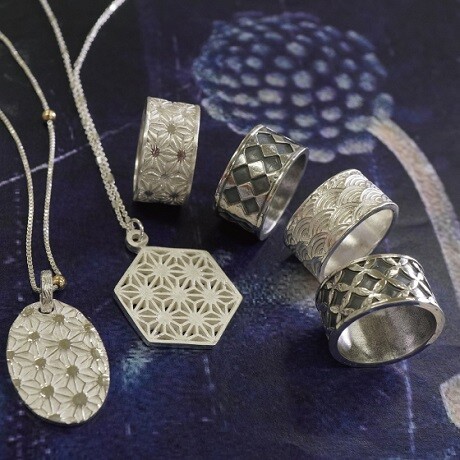 和柄文様のシルバーアクセサリー