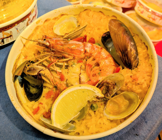 期間限定催事【スパニッシュ・ココ】魚介いっぱいのシーフードパエリア