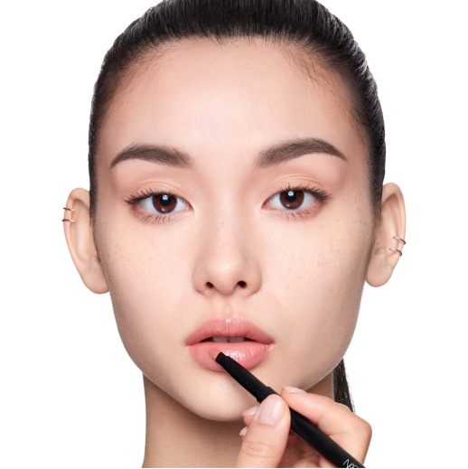 《NARS》　認定スタイリストによる「メイクアップイベント」を開催
