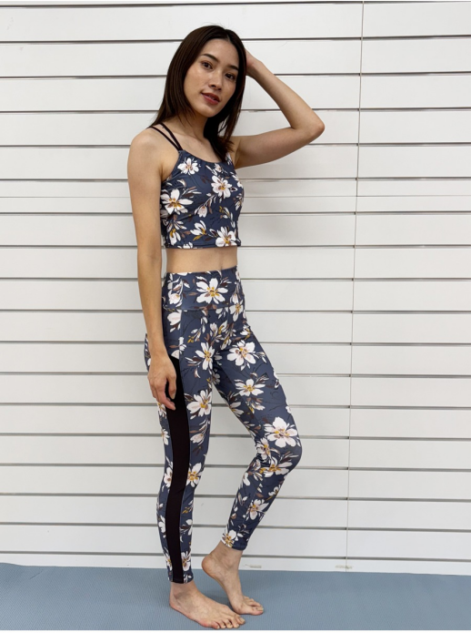 モクレン風フラワープリントウエア♡